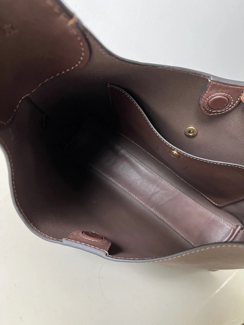 COACH Chocolate Brown Leather Shoulder Bag - Picture 5 of 9